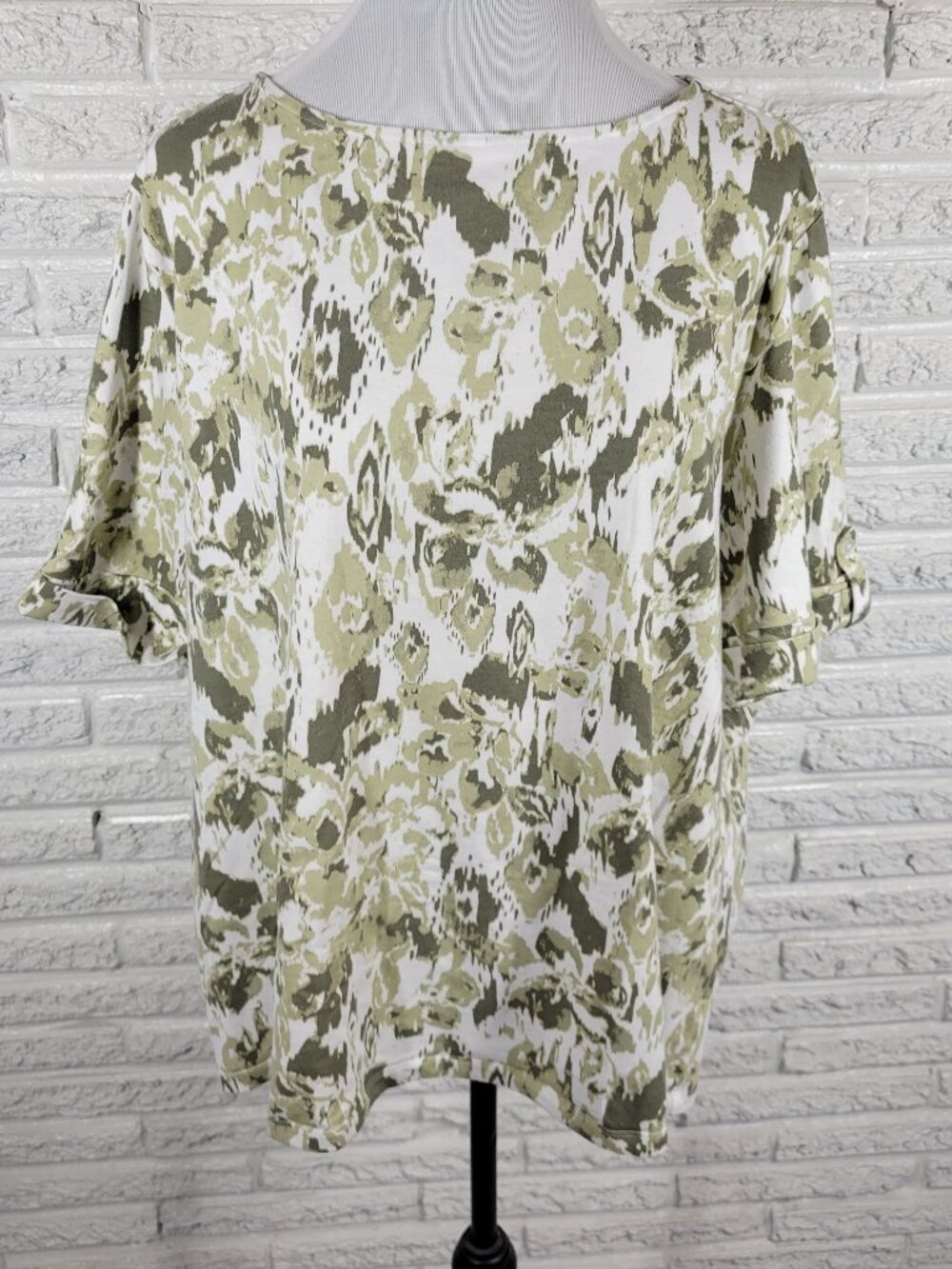 Coral Bay Womens Tee 2X Plus Green White Watercolor Short Sleeve WAT83E